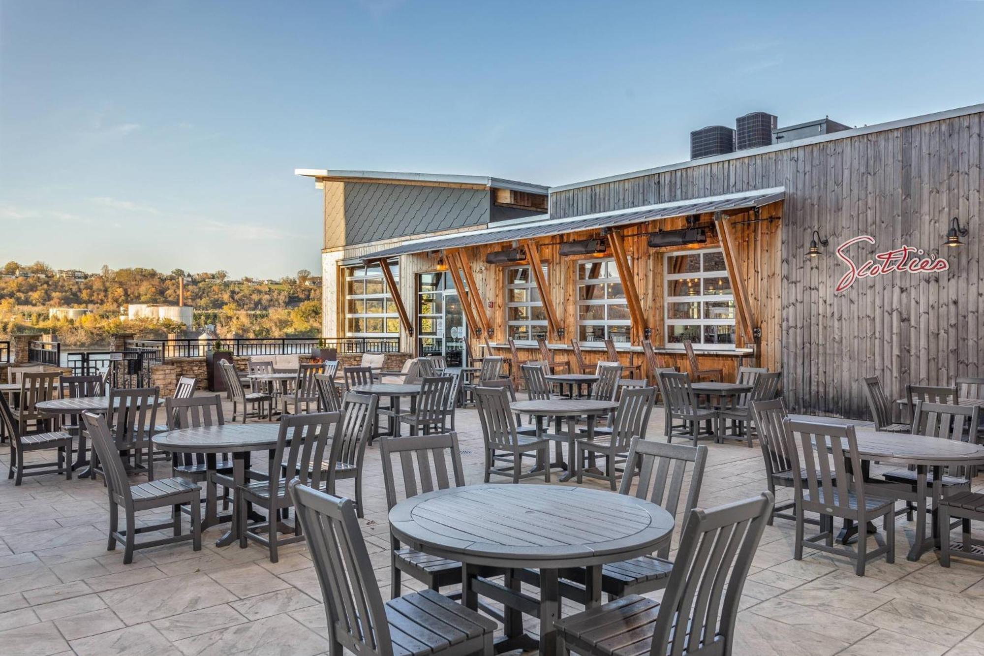 Springhill Suites By Marriott Downtown Chattanooga/Cameron Harbor Extérieur photo